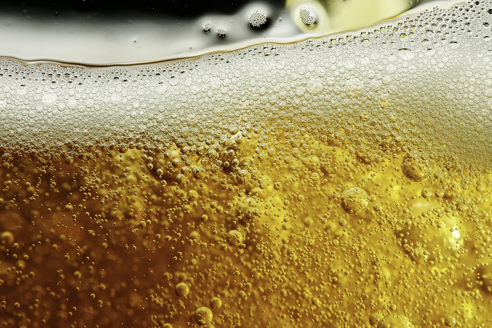 Immagine pop dettaglio bolle birra, immagine realizzata come progetto personale per esempio pubblicitario di foto di food