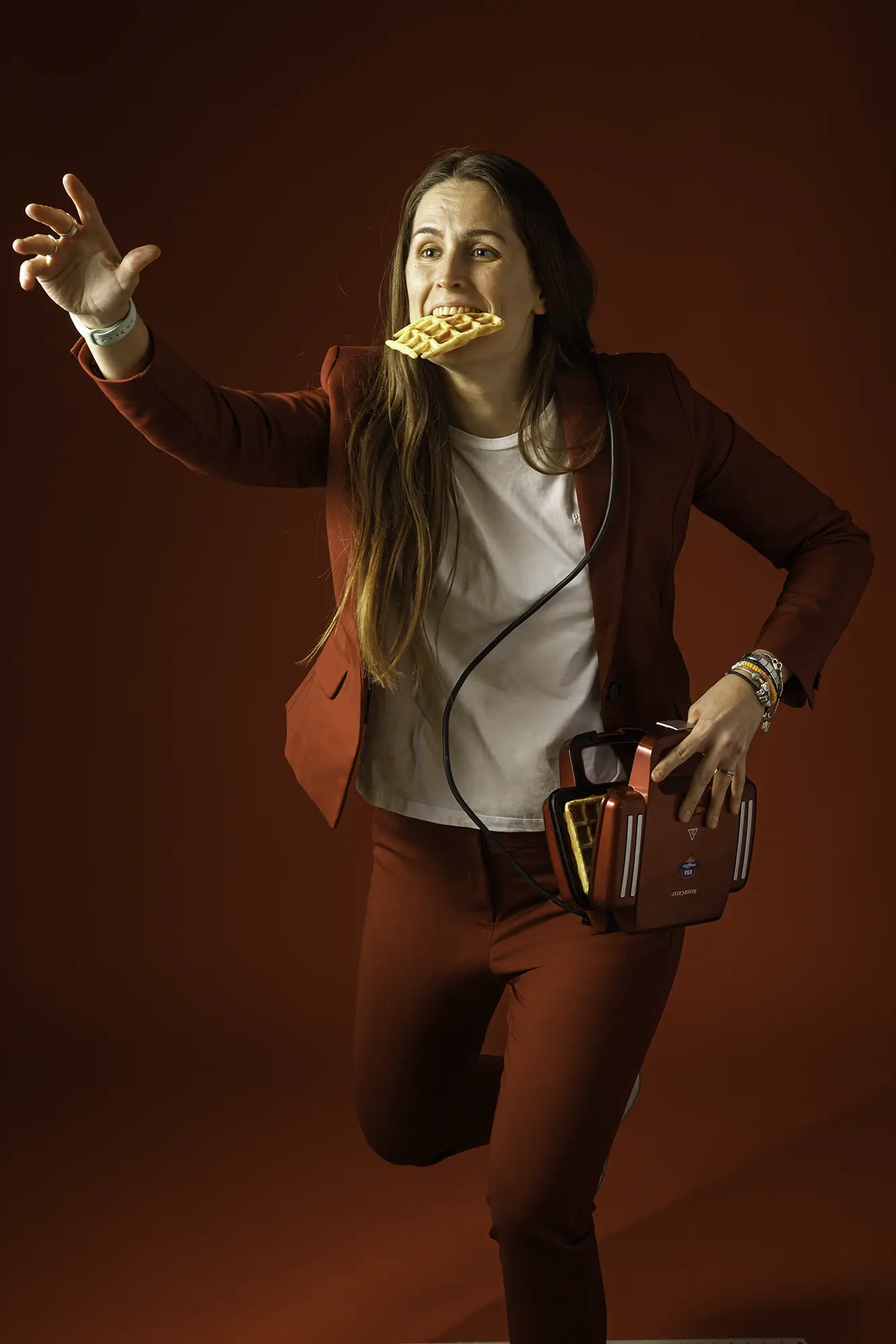 immagini realizzate per test shot presso lo studio, immagini poi usate per social creative per un target giovanile