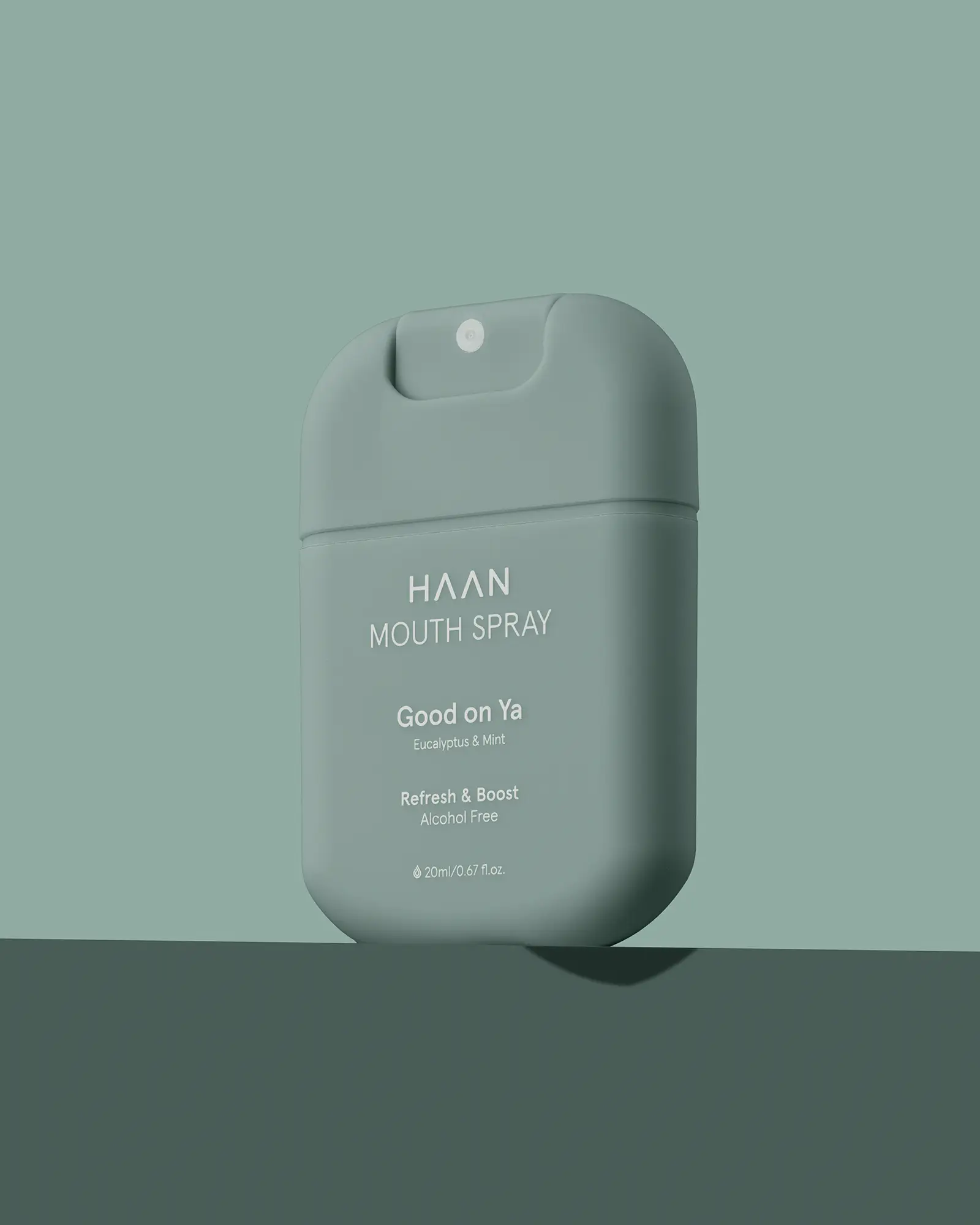 mouth spray Haan, immagine per uso social e adv di food realizzata presso lo studio, tile moderno e colorato con presentazione minimal e pulita derivante da set di immagini 5/6