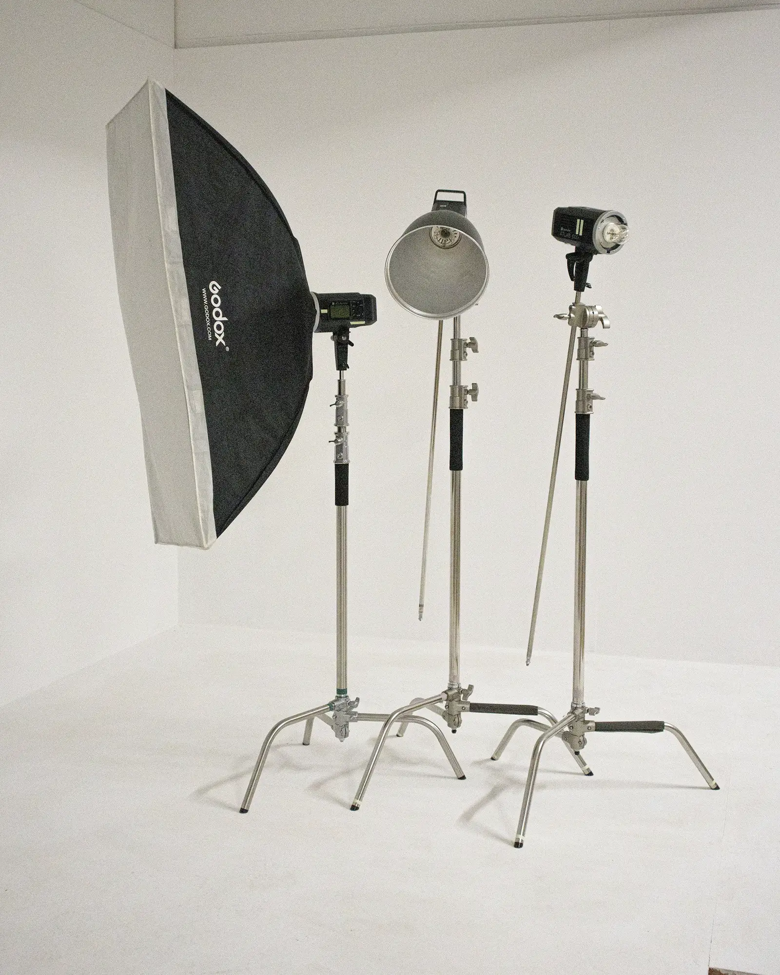 Noleggio studio fotografico area set ed attrezzatura in noleggio